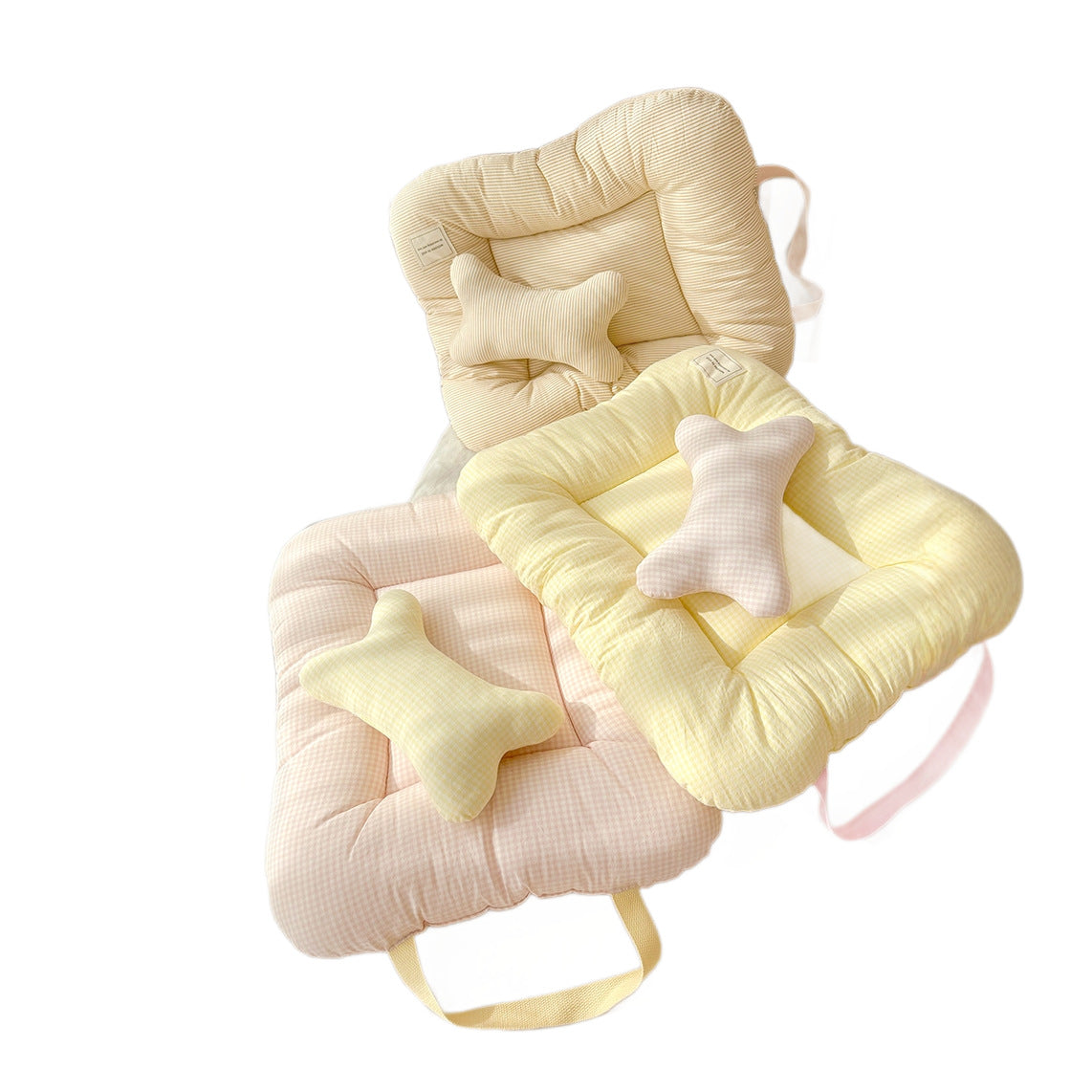 A Thick, All-Season Cat Bed Suitable for Kittens And Young Cats to Sleep on