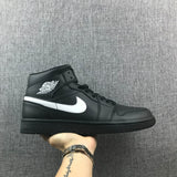 Air Jordan 1 Mid Black White Sneakers 554724-049