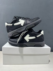 Off-White Out Of Office Low-Top Sneakers Black White OWIA189C99LEA0061001