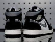 Jordan 1 Retro High OG Black White Sneakers 852542-011