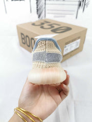 Yeezy 350 V2 Kids Sneakers in Linen Yellow