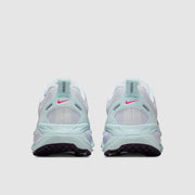 Nike Womens Vomero 18