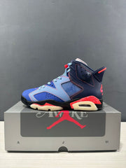 Jordan 6 Retro High-Top Sneakers Blue IQ5706-400