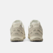 New Balance 204L