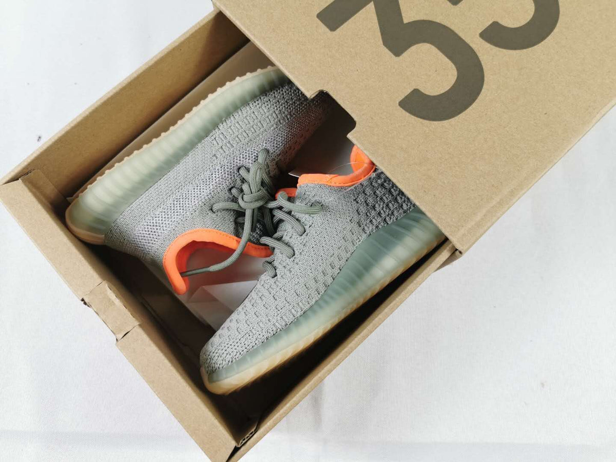 Yeezy 350 V2 Kids Sneakers in Grey and Orange