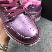 Jordan 1 Mid Sneakers Pink Rose AV5174-640
