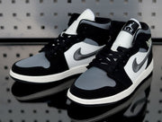 Jordan 1 Retro High OG Black White Sneakers 852542-011