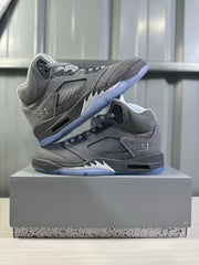 Air Jordan 5 Wolf Grey Sneakers DD0587-002