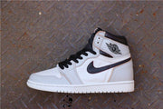 Nike SB x Air Jordan 1 Retro High OG Light Bone Sneakers