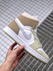 Jordan 1 Zoom CMFT Olive Aura Sneakers CT0979-102