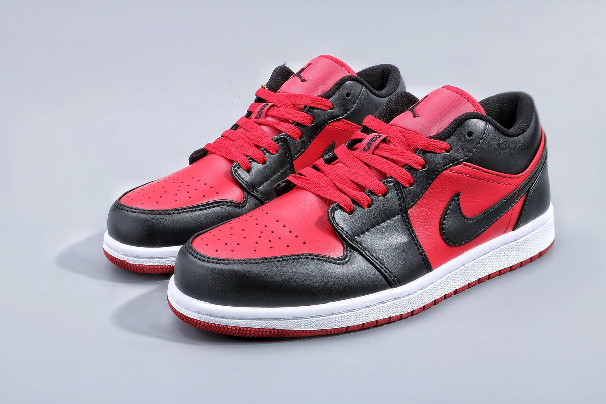 Jordan 1 Low Black Red Toe Sneakers