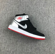 Air Jordan 1 Mid SE GS Black Silver Sneakers 554725-057