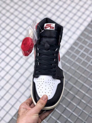 Air Jordan 1 Retro High OG Gym Red Sneakers