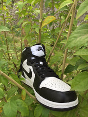 Jordan 1 High Black and White Sneakers