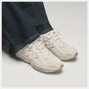 New Balance 204L