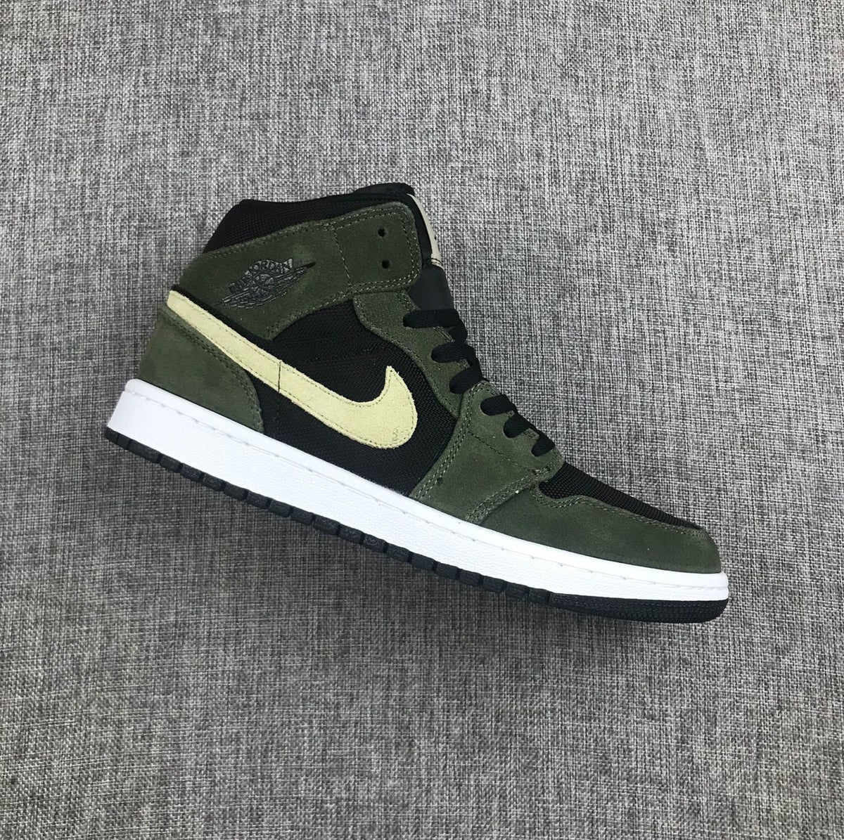 Air Jordan 1 Mid Sneakers Olive Green BQ6472-030