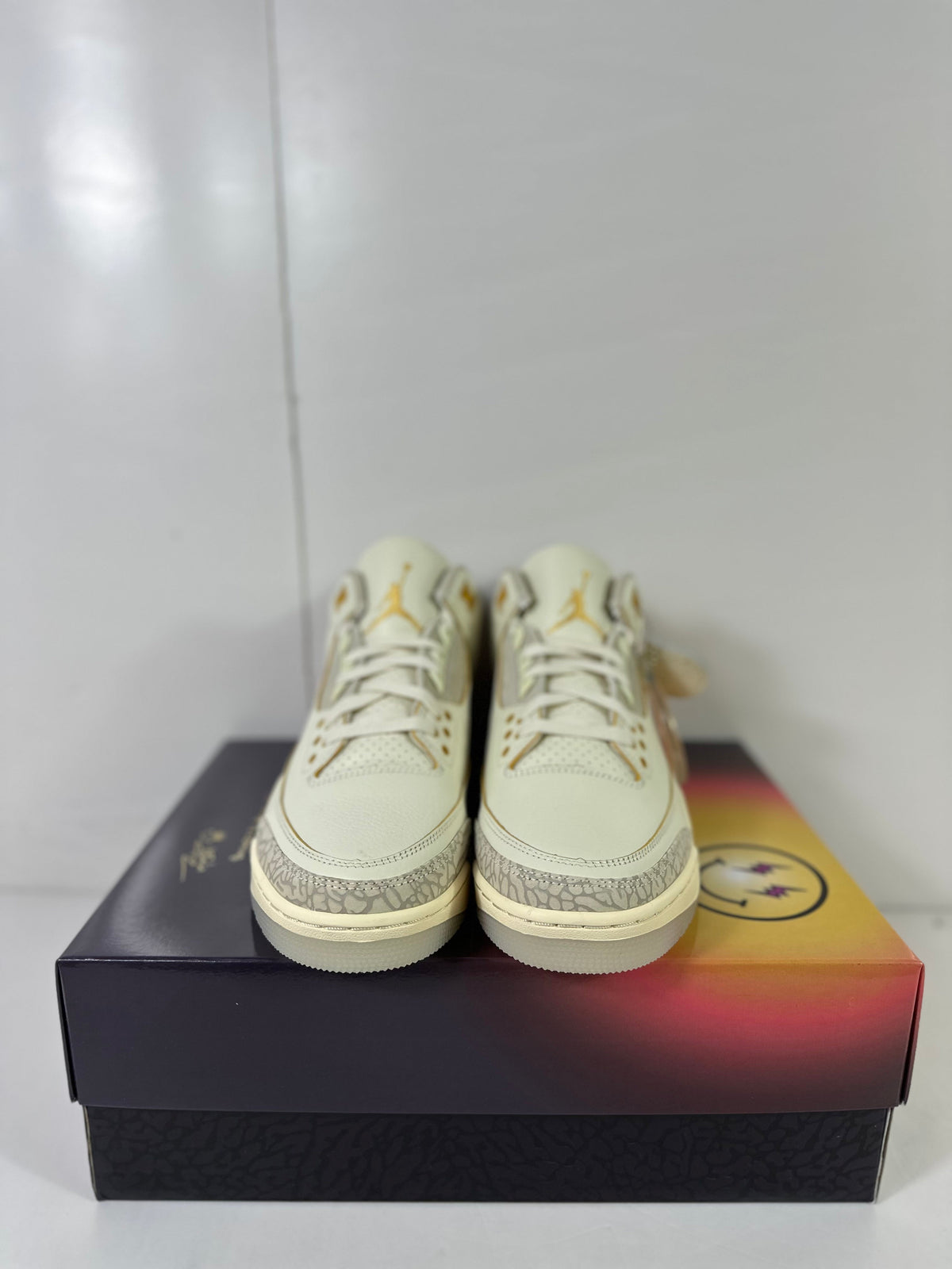 J Balvin x Jordan Air Jordan 3 Retro SP Sneakers FN0344-901