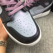 Jordan 1 Mid Sneakers Purple AV5174-400