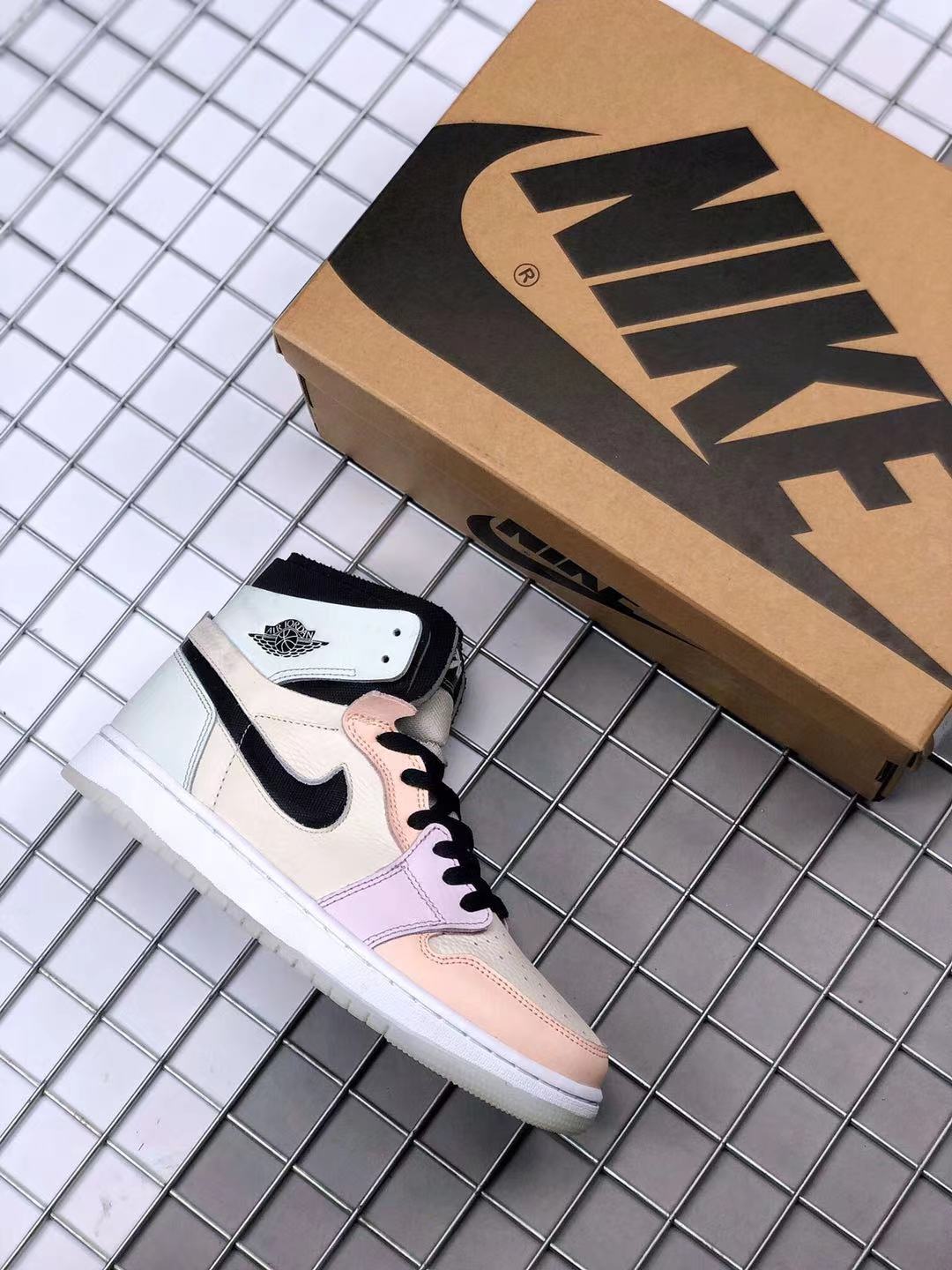Nike Air Jordan 1 Zoom Comfort Easter Sneakers CT0979-101