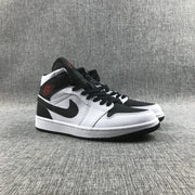 Jordan 1 Mid Reverse Black Toe Black and White Sneakers BQ6472-101