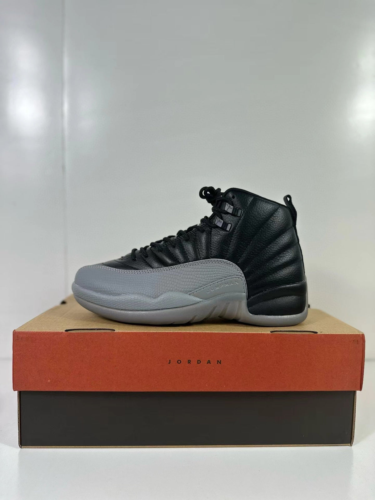 Jordan Air Jordan 12 Retro Black Wolf Grey CT8013-019