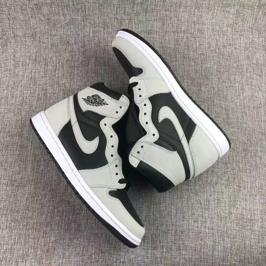 Jordan Air Jordan 1 High OG Shadow 2.0 Black Grey Sneakers