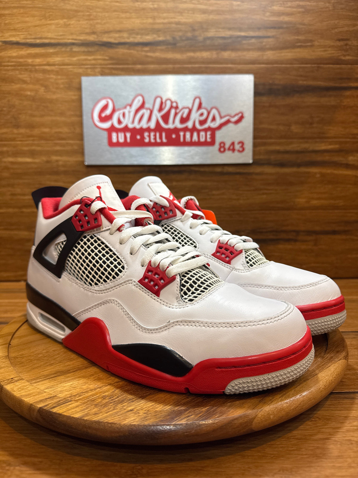 Jordan 4 Retro Fire Red (2020)