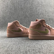 Jordan 1 Mid SE Pink Sneakers 852542-600
