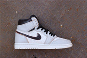 Nike SB x Air Jordan 1 Retro High OG Light Bone Sneakers