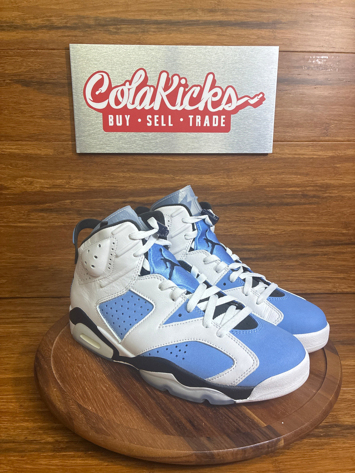 Jordan 6 Retro UNC White