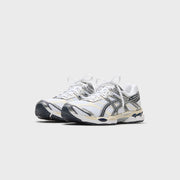 ASICS Gel-Cumulus 16 - White / Midnight
