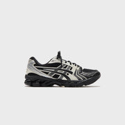 ASICS GEL-KAYANO 14 - Black / Cream
