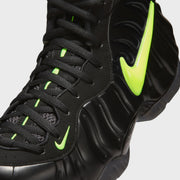 Nike Air Foamposite Pro - Black / Voltage Yellow
