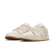 AJ 1 Low SE - Womens