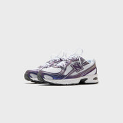 New Balance 740 - Concord Graphite / White