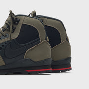 Nike Baltoro QS - Olive Khaki / Black / University Red