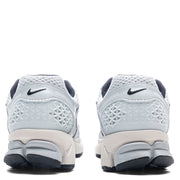 Women's Zoom Vomero 5 - Pure Platinum/Chrome/Light Orewood Brown