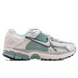 Women's Zoom Vomero 5 - Summit White/Metallic Silver/Wolf Grey