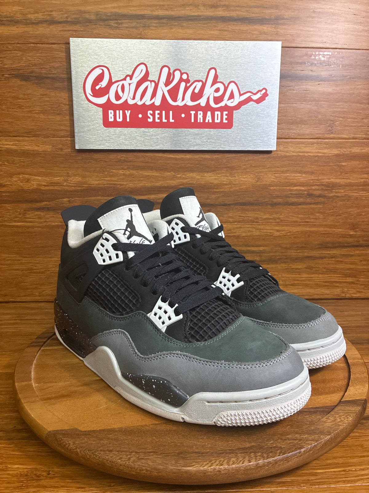 Jordan 4 Retro Fear (2024)