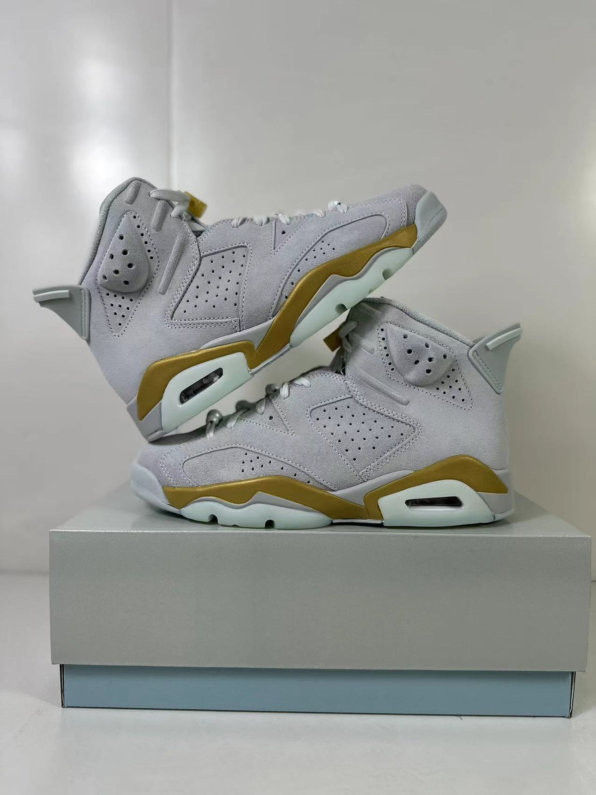 Jordan Air Jordan 6 High Sneakers White Gold Glacier Blue DQ4914-074