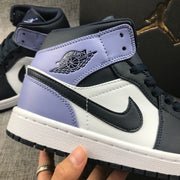 Jordan 1 Mid Sneakers Deep Blue Toe 554724-445
