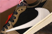 Jordan 1 Low Dark Mocha Travis Scott Sneakers