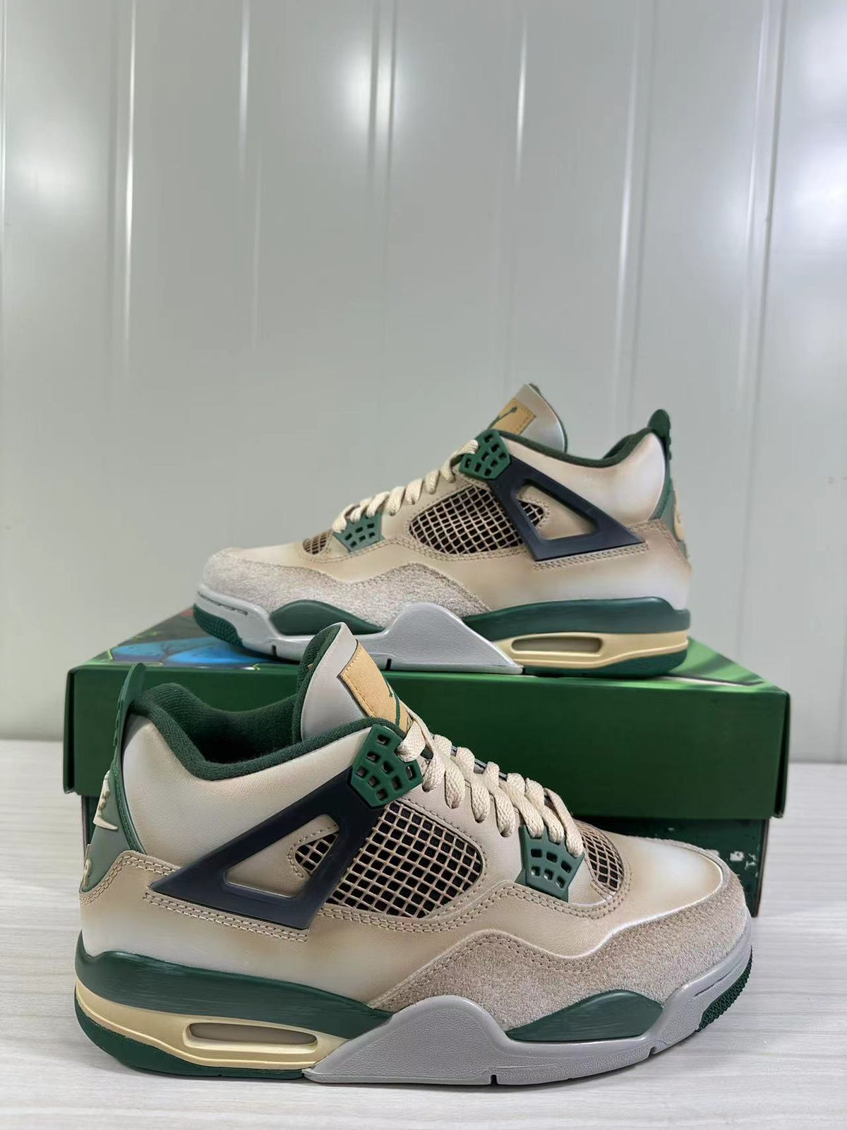 Jordan Air Jordan 4 Retro Off-White Green DC7770-106