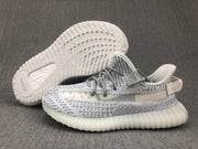 Yeezy 350 V2 Kids Sneakers in White and Gray