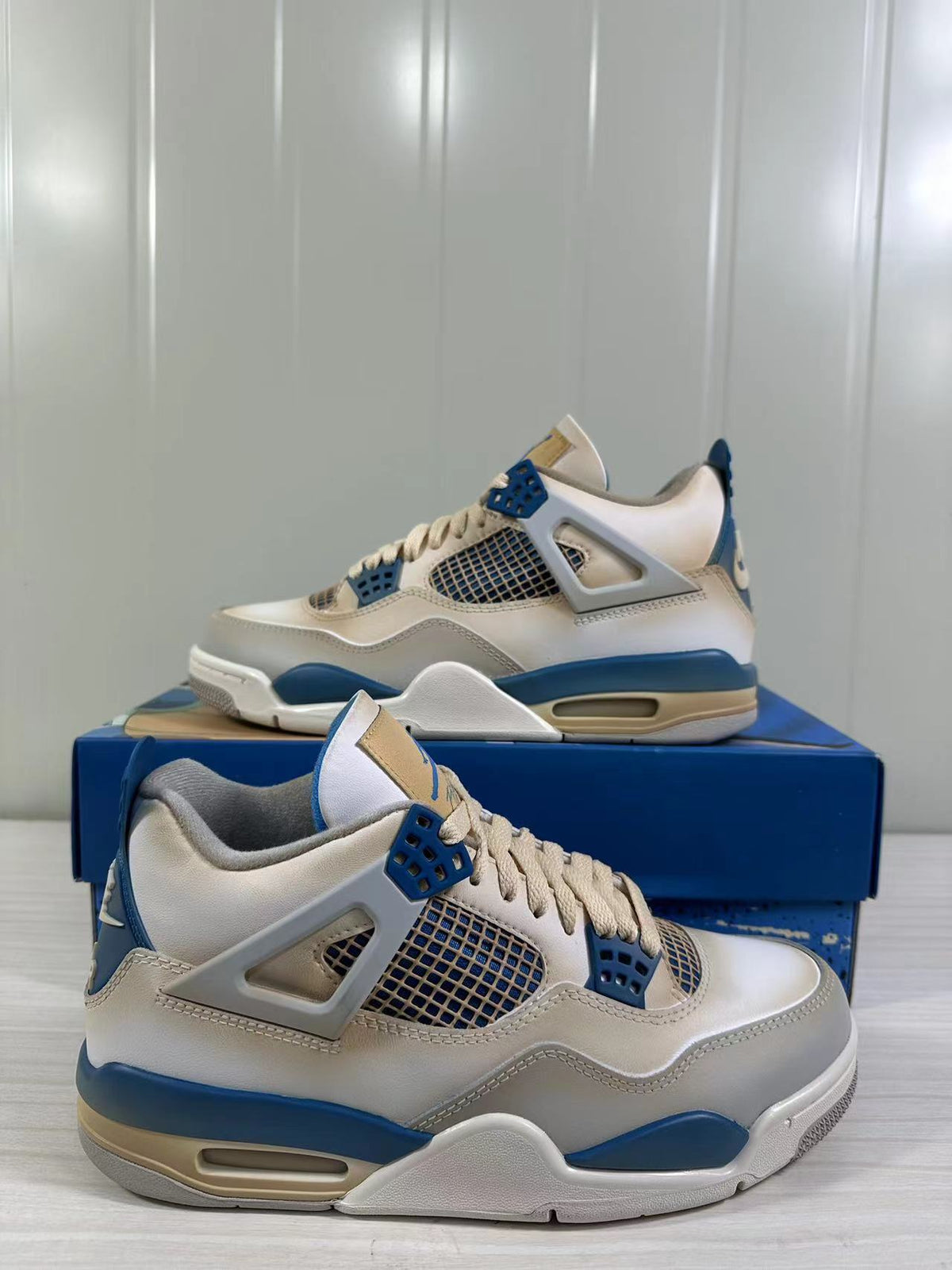Jordan Air Jordan 4 Retro White Blue 308497-105
