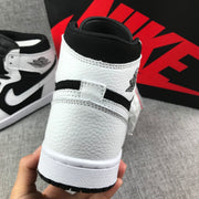 Air Jordan 1 High Black and White Sneakers 554724-113