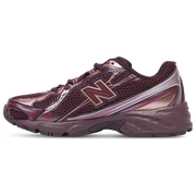 New Balance 740